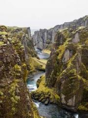 Spoil you in my arms